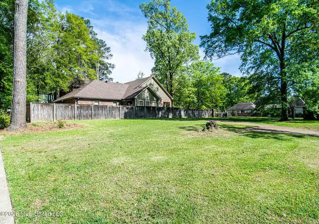 Photo 3 of Land for sale at 0 E Northside Dr, Jackson, MS 39206 | MLS# 4144803 | Listing updated on 2026-08-31