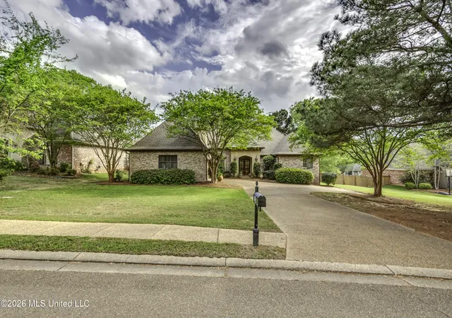 1st image of 241 Sycamore Ln, Madison, MS 39110 | MLS# 4145884