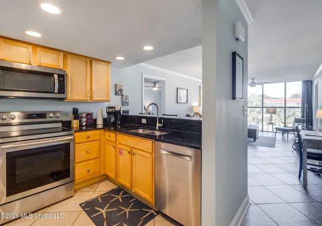 Photo 3 of Condo for sale at 2046 Beach Blvd, Biloxi, MS 39531 | MLS# 4145022 | Listing updated on 2026-10-19
