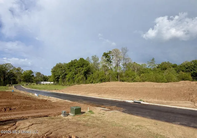 Photo 3 of Land for sale at 00 Plainview Dr Lot 7, Vicksburg, MS 39180 | MLS# 4144925 | Listing updated on 2026-10-01