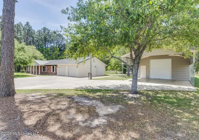 Homes for sale in Waveland, MS | 114 Campion Dr, Waveland, MS 39576 | MLS# 4145244