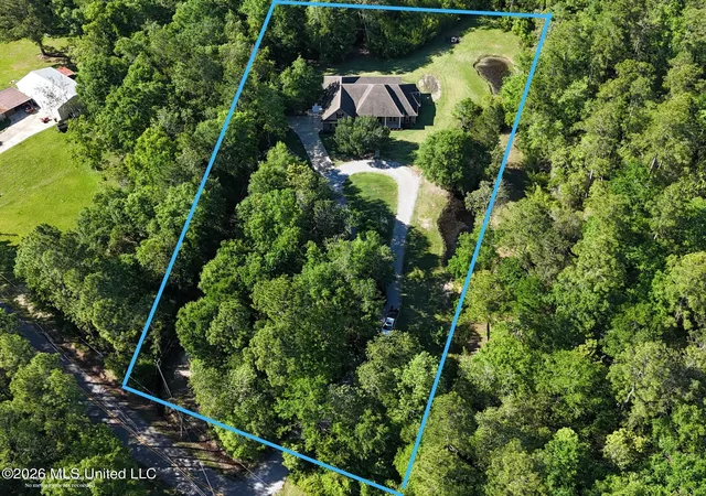 Homes for sale in D'iberville, MS | 15548 Dobson Rd, D'iberville, MS 39540 | MLS# 4148314