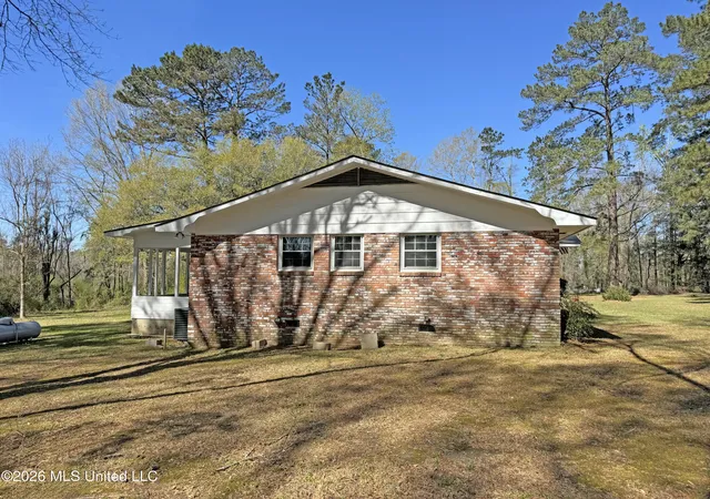 Homes for sale in Bogue Chitto, MS | 2434 Se Hwy 583, Bogue Chitto, MS 39629 | MLS# 4145072