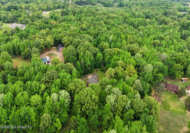 Photo 4 of Single family home for sale at 3981 Pleasant Hl Rd, Olive Branch, MS 38654 | MLS# 4145082 | Listing updated on 2026-04-21