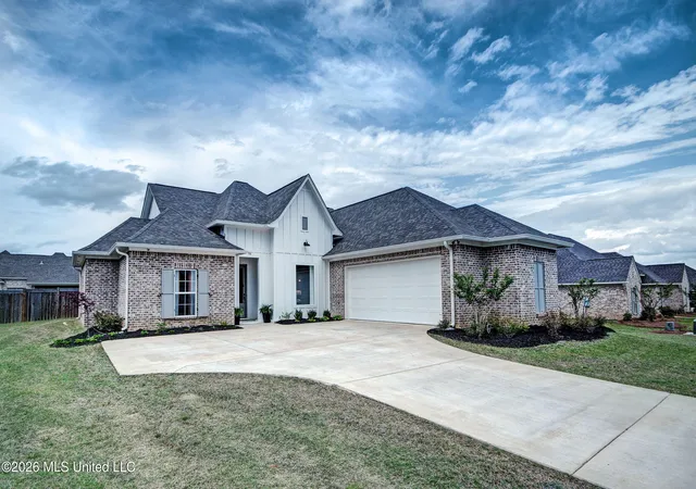 Homes for sale in Canton, MS | 966 Glenwild Cir, Canton, MS 39046 | MLS# 4146245