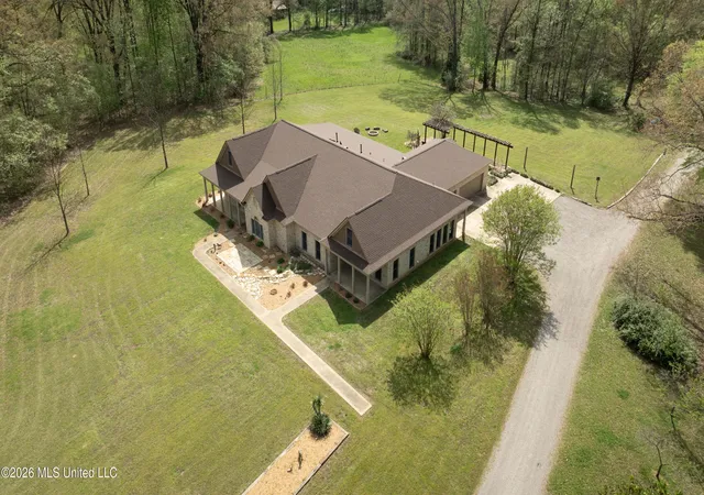 Homes for sale in Hernando, MS | 3555 S Fogg Rd, Hernando, MS 38632 | MLS# 4145409