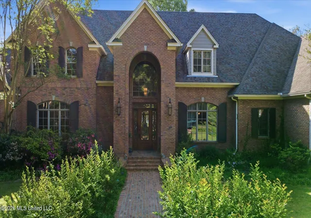 Photo 4 of Sale Pending at 136 Swan Sea Ln, Madison, MS 39110 | MLS# 4145486 | Listing updated on 2026-08-12