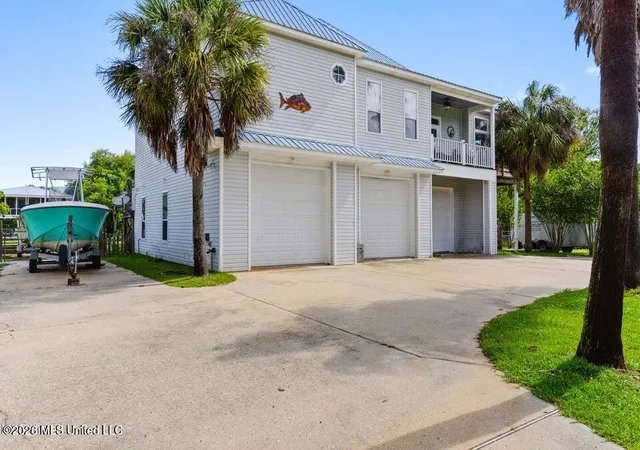 39th image of 4020 Nineteenth St, Bay Saint Louis, MS 39520 | MLS# 4145258