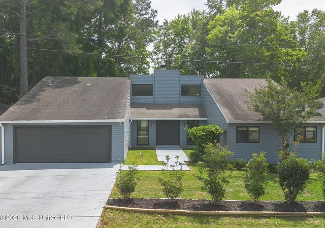Homes for sale in Diamondhead, MS | 8818 Hana Pl, Diamondhead, MS 39525 | MLS# 4153124