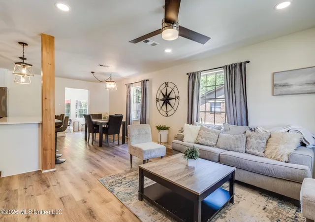 Photo 3 of Single family home for sale at 1004 Augustine Dr, Gulfport, MS 39507 | MLS# 4145294 | Listing updated on 2026-08-03
