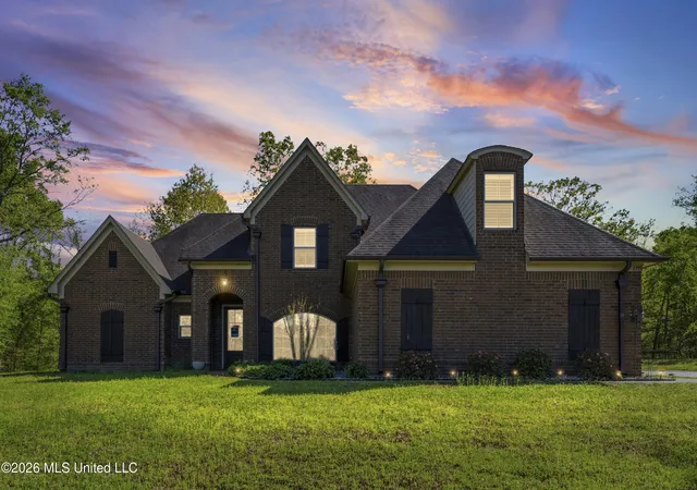 Photo 2 of Single family home for sale at 1795 Gaines Rd, Hernando, MS 38632 | MLS# 4145322 | Listing updated on 2026-04-11