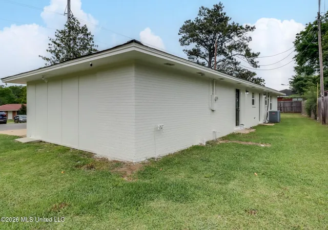 35th image of 400 N Wilson Blvd, Gulfport, MS 39503 | MLS# 4145321