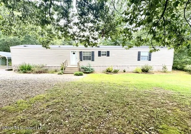 Homes for sale in Byhalia, MS | 349 W Cox Rd, Byhalia, MS 38611 | MLS# 4145329