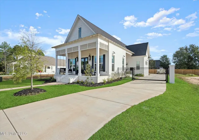 Photo 3 of Single family home for sale at 10833 Lily Ln, Gulfport, MS 39503 | MLS# 4145361 | Listing updated on 2026-07-28