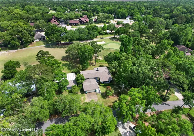 Homes for sale in Diamondhead, MS | 5516 Alakoko Dr, Diamondhead, MS 39525 | MLS# 4152541