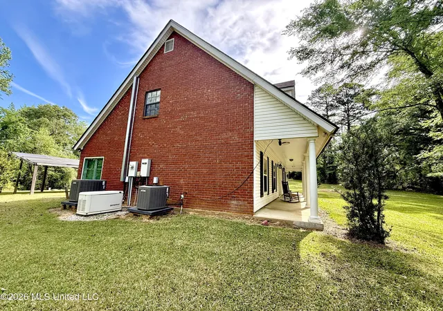 Homes for sale in Crystal Springs, MS | 11155 New Zion Rd, Crystal Springs, MS 39059 | MLS# 4145660
