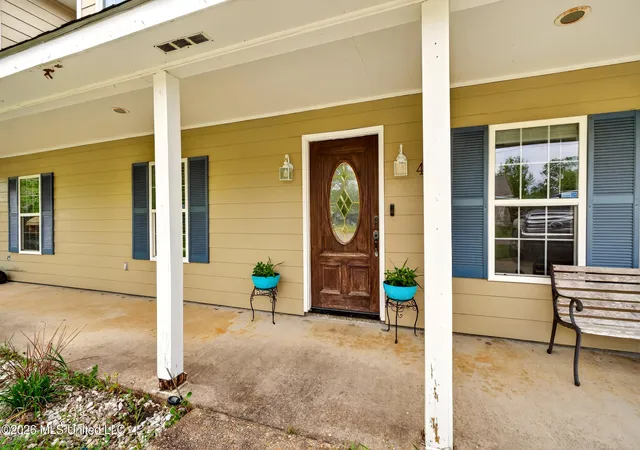 Photo 3 of Single family home for sale at 430 Gladstone St, Bay Saint Louis, MS 39520 | MLS# 4145574 | Listing updated on 2026-05-06