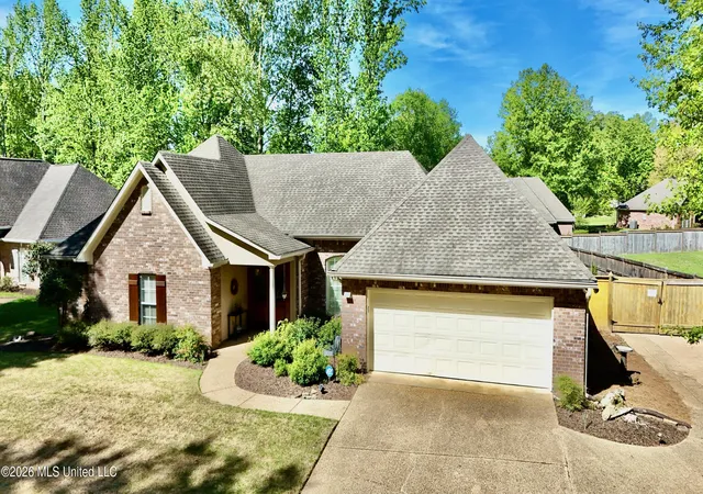 Photo 3 of Sale Pending at 202 Bruenburg Pkwy, Clinton, MS 39056 | MLS# 4146399 | Listing updated on 2026-07-05