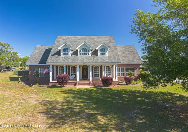 Homes for sale in Kiln, MS | 19241 Hunter Dr, Kiln, MS 39556 | MLS# 4146042