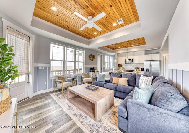 Photo 3 of Single family home for sale at 820 W Beach Blvd, Long Beach, MS 39560 | MLS# 4146051 | Listing updated on 2026-05-02