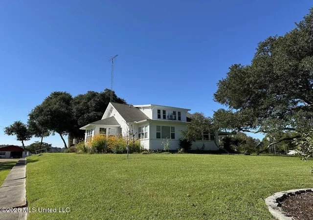 2nd image of 56 Kaiser Lake Rd, Natchez, MS 39120 | MLS# 4146813
