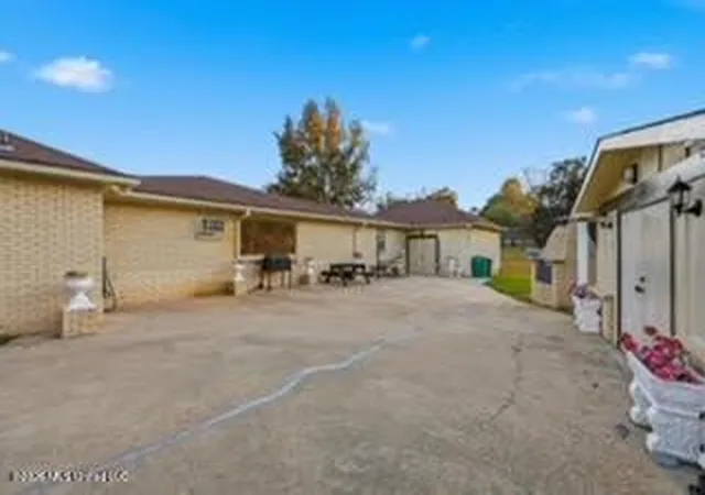 Homes for sale in Vicksburg, MS | 206 Plantation, Vicksburg, MS 39183 | MLS# 4145872
