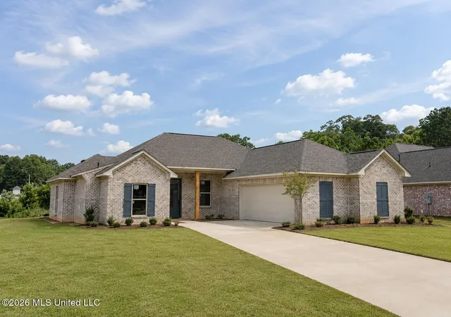 Photo 1 of Single family home for sale at 201 Jasmine Cvs Cir, Brandon, MS 39042 | MLS# 4145875 | Listing updated on 2026-09-07