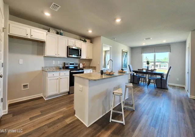 Photo 4 of Sale Pending at 13439 Pond Ridge Way, Gulfport, MS 39503 | MLS# 4146287 | Listing updated on 2026-09-17