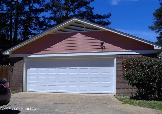 Photo 3 of Single family home for sale at 4649 Old Lake Rd, Jackson, MS 39212 | MLS# 4146027 | Listing updated on 2026-07-02