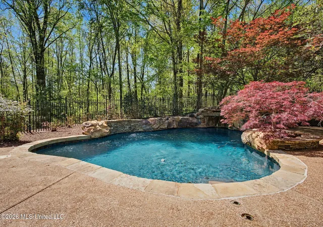 2nd image of 13921 Valley Oaks Dr, Olive Branch, MS 38654 | MLS# 4146397