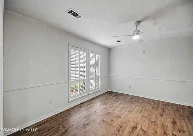 Photo 4 of Sale Pending at 5366 Balmoral Dr, Jackson, MS 39211 | MLS# 4146167 | Listing updated on 2026-07-28