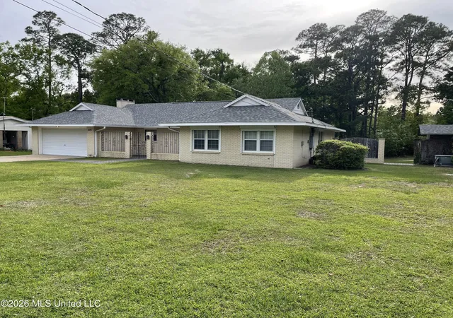 2nd image of 6405 W Shore Dr, Ocean Springs, MS 39564 | MLS# 4146456