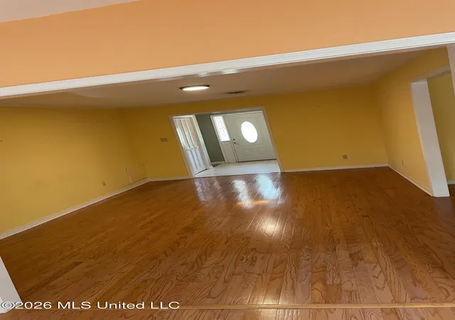 image of 6405 W Shore Dr, Ocean Springs, MS 39564 | MLS# 4146456