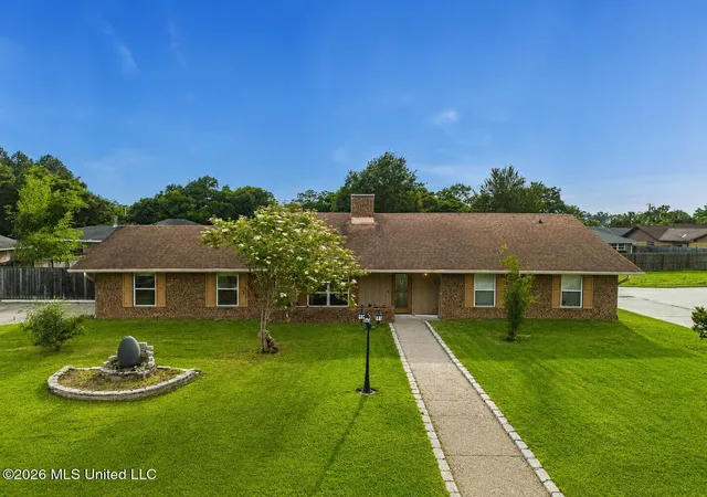 Photo 2 of Single family home for sale at 11513 Carondelet St, Gulfport, MS 39503 | MLS# 4151429 | Listing updated on 2026-10-07