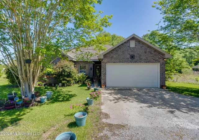 Photo 3 of Single family home for sale at 19796 W Wortham Rd, Saucier, MS 39574 | MLS# 4146081 | Listing updated on 2026-05-21