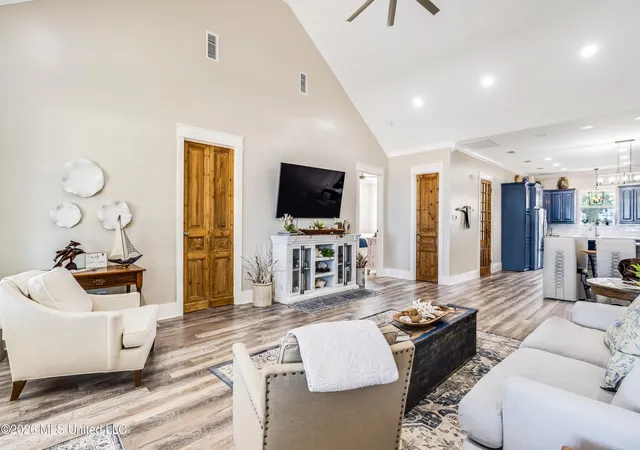 Photo 3 of Single family home for sale at 432 W Beach Blvd, Long Beach, MS 39560 | MLS# 4146203 | Listing updated on 2026-10-06