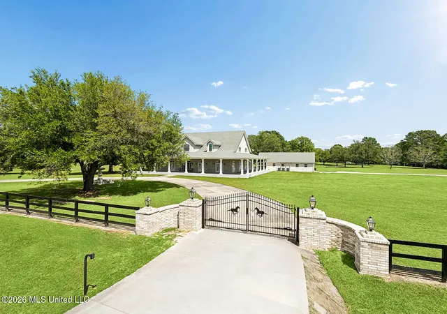 2nd image of 242 Carey Byrd Rd, Carriere, MS 39426 | MLS# 4146151