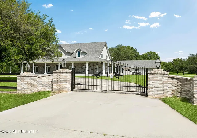 3rd image of 242 Carey Byrd Rd, Carriere, MS 39426 | MLS# 4146151
