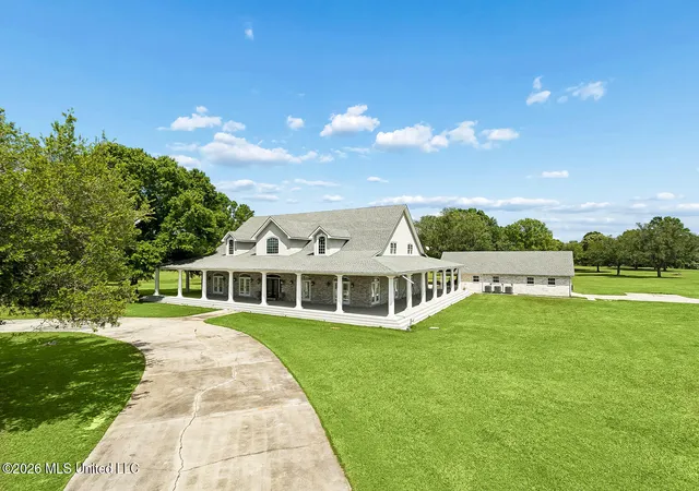 5th image of 242 Carey Byrd Rd, Carriere, MS 39426 | MLS# 4146151