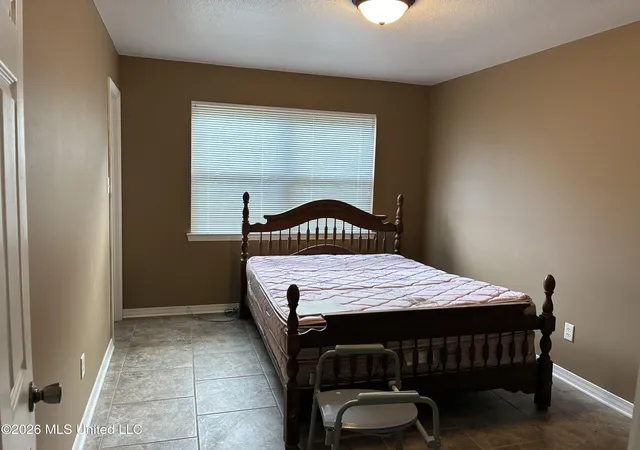 Photo 3 of Single family home for sale at 1708 Geerkin St, Pascagoula, MS 39581 | MLS# 4146720 | Listing updated on 2026-08-03