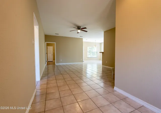 Photo 3 of Single family home for sale at 27 Maroon Dr, Picayune, MS 39466 | MLS# 4146194 | Listing updated on 2026-04-24