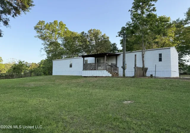 Homes for sale in Carriere, MS | 114 Poplar Ave, Carriere, MS 39426 | MLS# 4146258