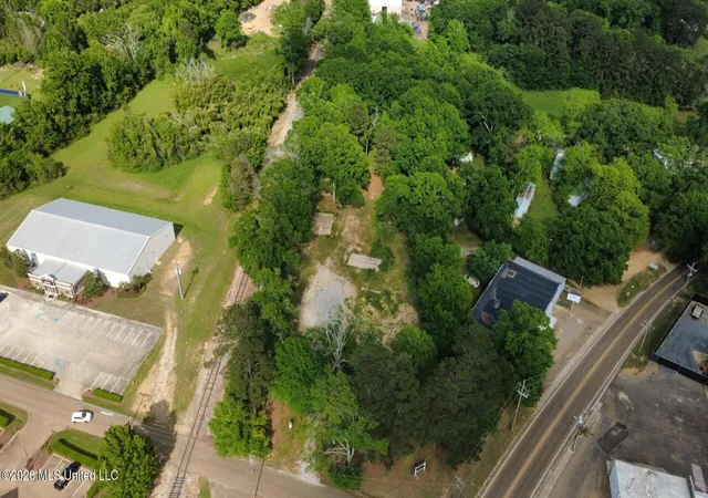 Photo 3 of Land for sale at 402 Drury Ln, Brookhaven, MS 39601 | MLS# 4146301 | Listing updated on 2026-07-05