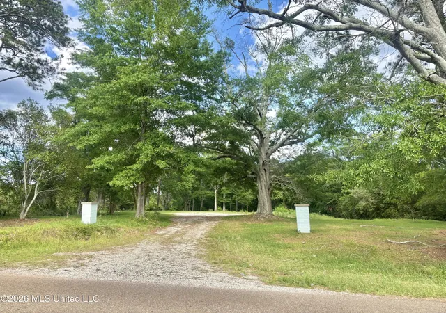 Photo 4 of Land for sale at 402 Drury Ln, Brookhaven, MS 39601 | MLS# 4146301 | Listing updated on 2026-07-05