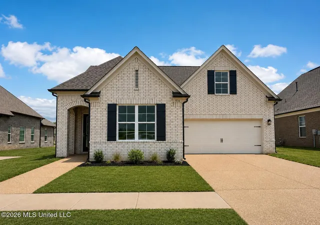Photo 3 of Single family home for sale at 836 Coahoma Ct, Nesbit, MS 38651 | MLS# 4146385 | Listing updated on 2026-08-02