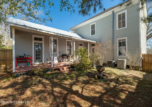 Homes for sale in Magnolia, MS | 225 W Railroad Ave, Magnolia, MS 39652 | MLS# 4146480