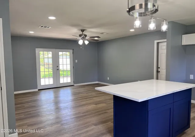 Photo 3 of Single family home for sale at 2405 Woolmarket St, Gulfport, MS 39503 | MLS# 4146659 | Listing updated on 2026-09-24