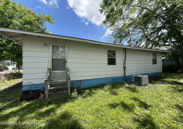 Homes for sale in Cruger, MS | 215 Brantley St, Cruger, MS 38924 | MLS# 4146531