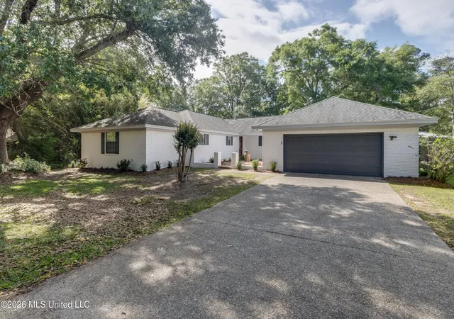Photo 1 of Single family home for sale at 7 Keyser Ln, Gulfport, MS 39507 | MLS# 4146627 | Listing updated on 2026-06-26