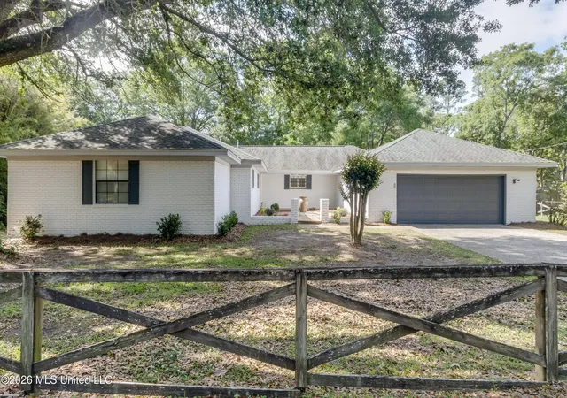 Photo 3 of Single family home for sale at 7 Keyser Ln, Gulfport, MS 39507 | MLS# 4146627 | Listing updated on 2026-06-26